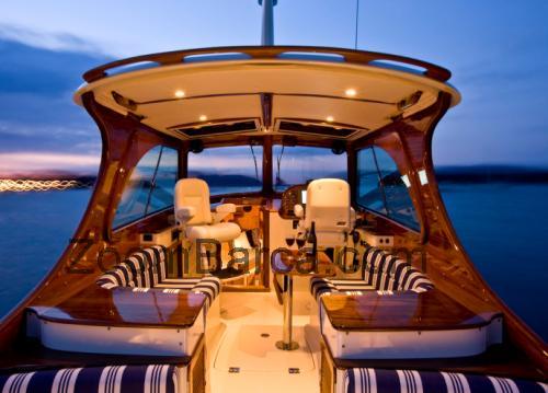 Hinckley Picnic Boat scheda tecnica e recensioni